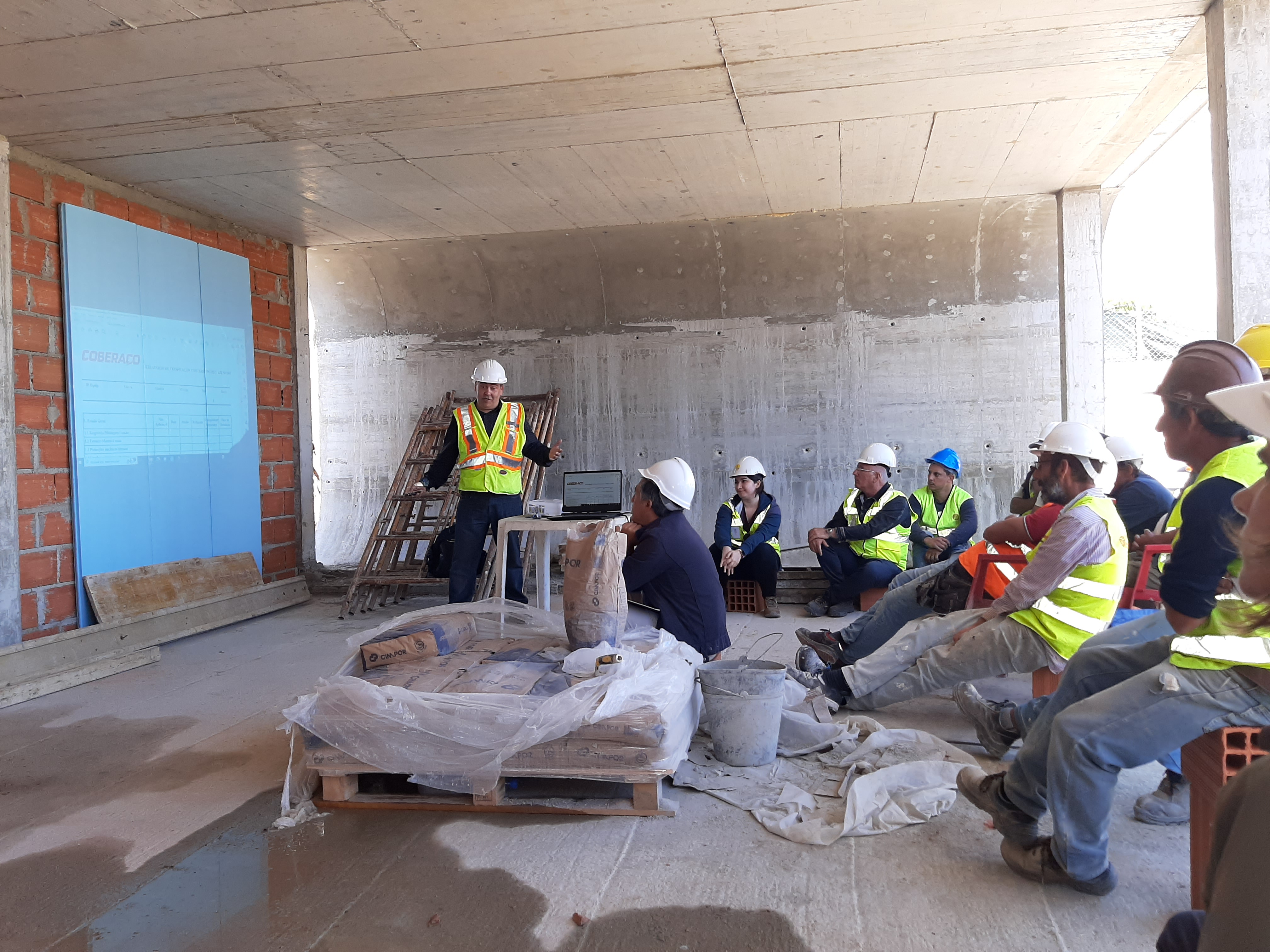 Imagem de obras CasaPlano